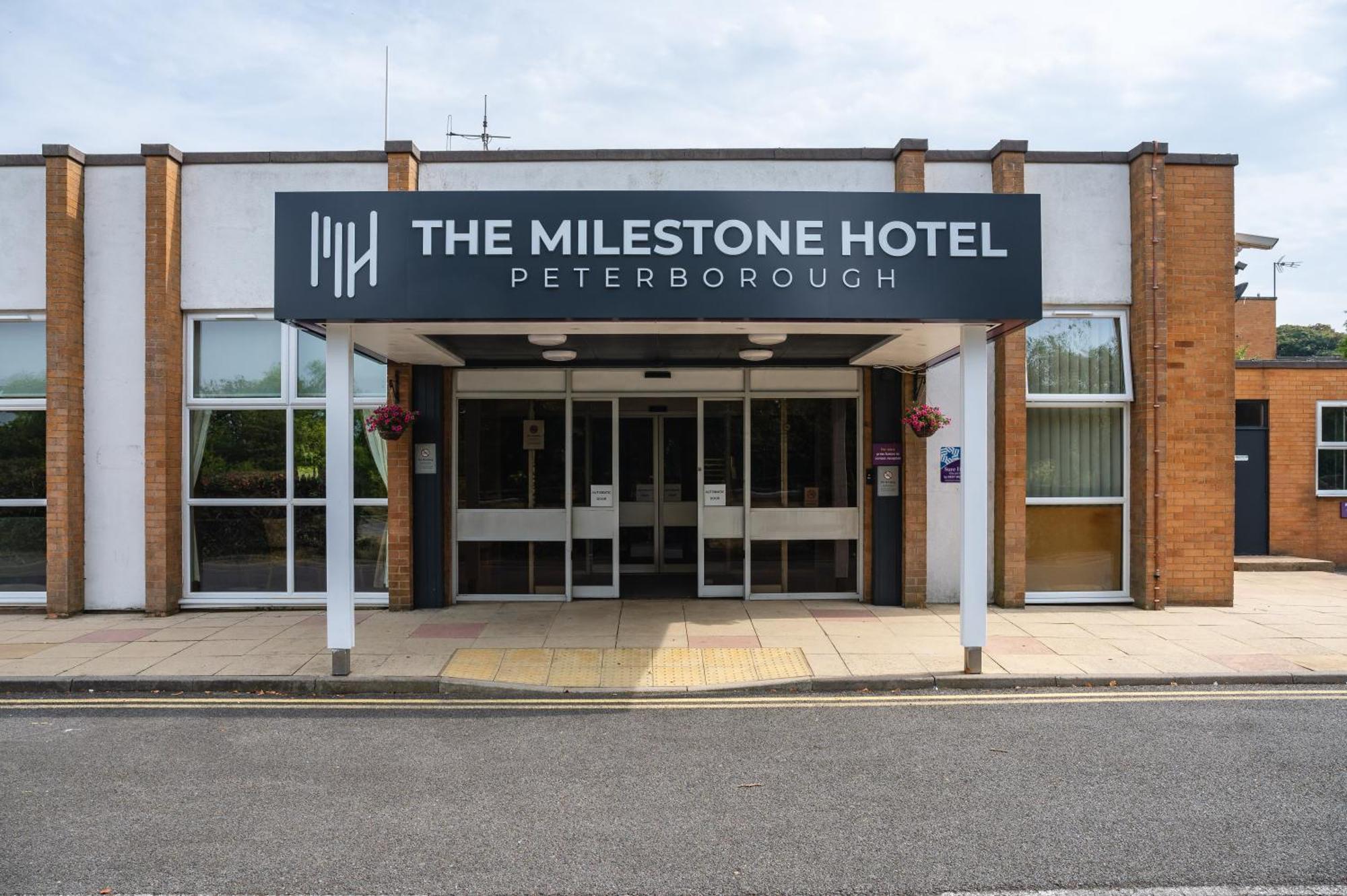 Milestone Peterborough Hotel A1M, Sure Hotel Collection By Best Western Stilton Dış mekan fotoğraf