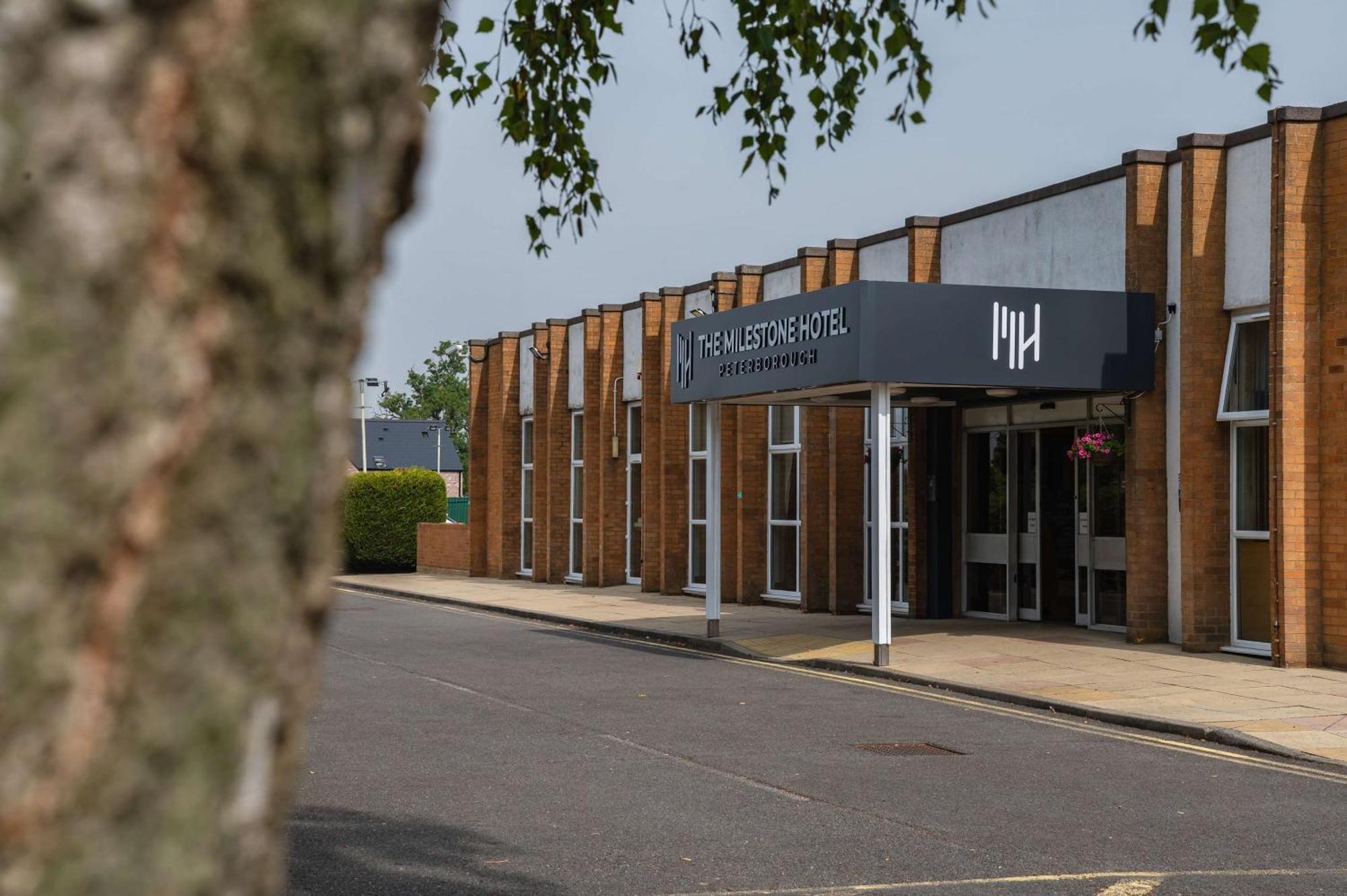 Milestone Peterborough Hotel A1M, Sure Hotel Collection By Best Western Stilton Dış mekan fotoğraf